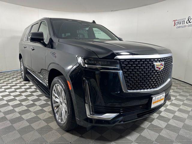 used 2023 Cadillac Escalade ESV car, priced at $74,863