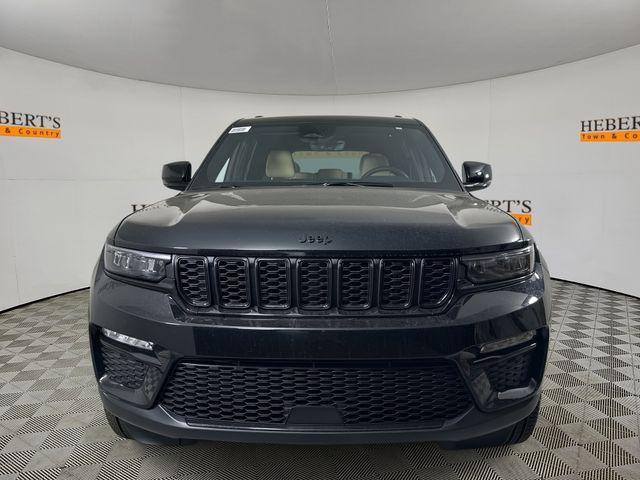 new 2025 Jeep Grand Cherokee car, priced at $42,720