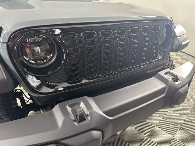 new 2025 Jeep Wrangler car, priced at $48,090