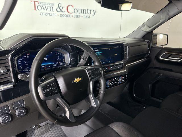used 2024 Chevrolet Silverado 1500 car, priced at $39,115