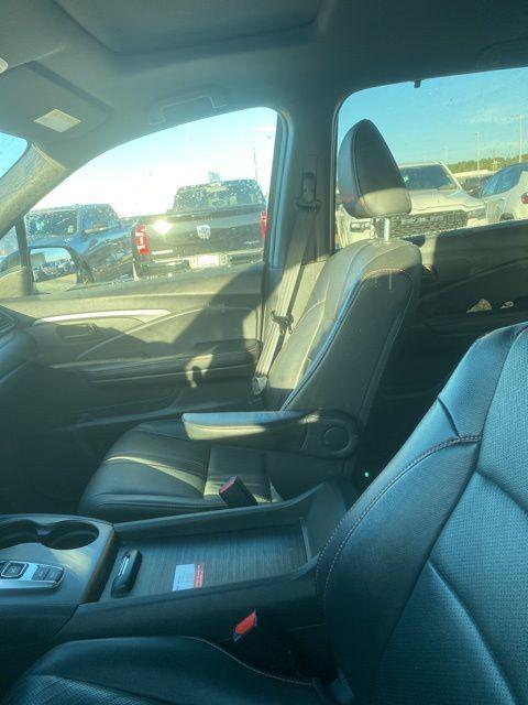 used 2022 Honda Pilot car, priced at $28,437