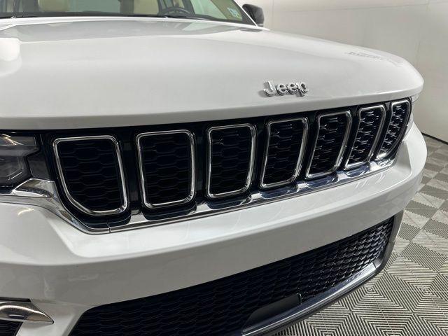 used 2022 Jeep Grand Cherokee car, priced at $33,062