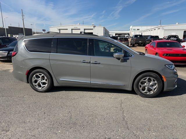 used 2022 Chrysler Pacifica car, priced at $28,500