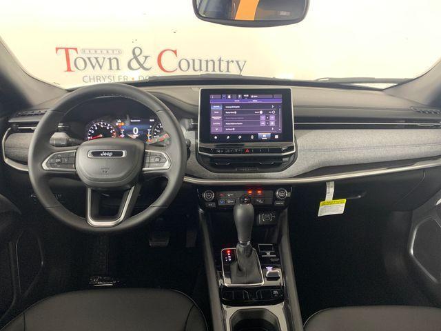 new 2025 Jeep Compass car, priced at $30,760