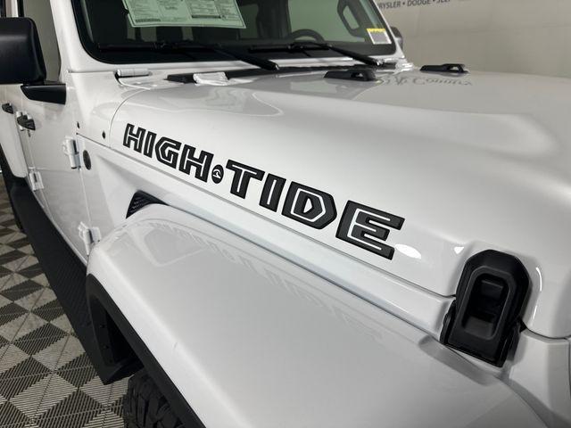 new 2025 Jeep Gladiator car, priced at $45,277