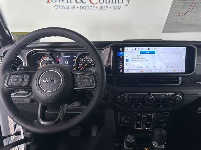 new 2025 Jeep Gladiator car, priced at $45,277