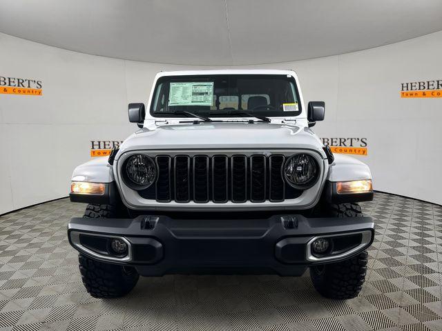 new 2025 Jeep Gladiator car, priced at $45,277