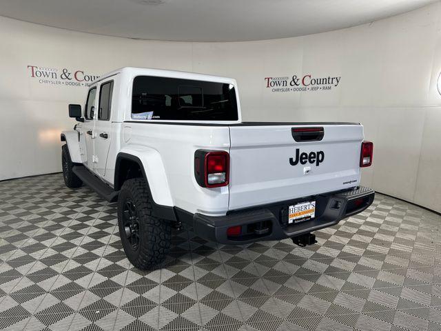 new 2025 Jeep Gladiator car, priced at $45,277