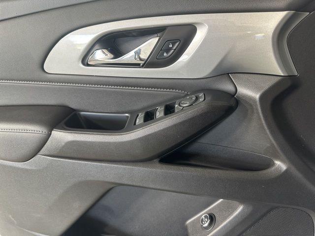 used 2022 Chevrolet Traverse car, priced at $25,045