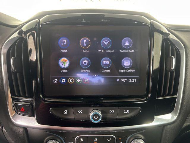 used 2022 Chevrolet Traverse car, priced at $25,045