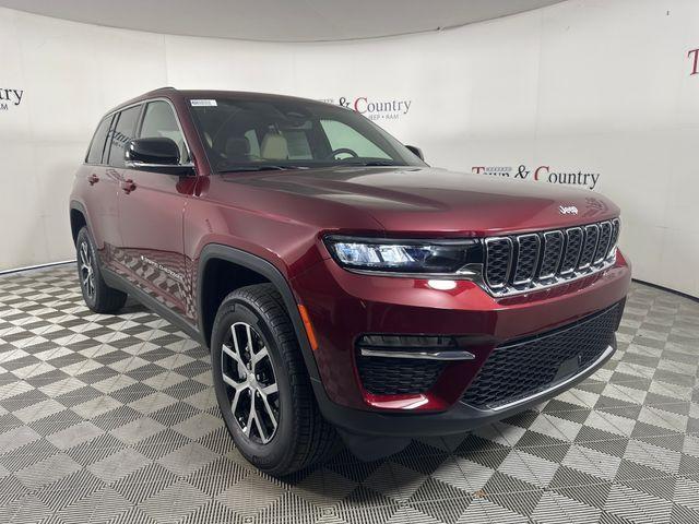 new 2025 Jeep Grand Cherokee car, priced at $42,295