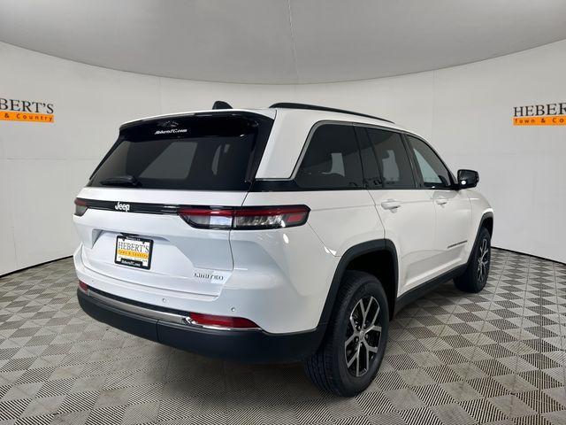 new 2025 Jeep Grand Cherokee car, priced at $47,590