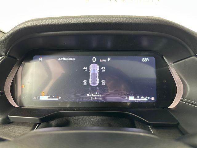 new 2025 Jeep Grand Cherokee car, priced at $47,590
