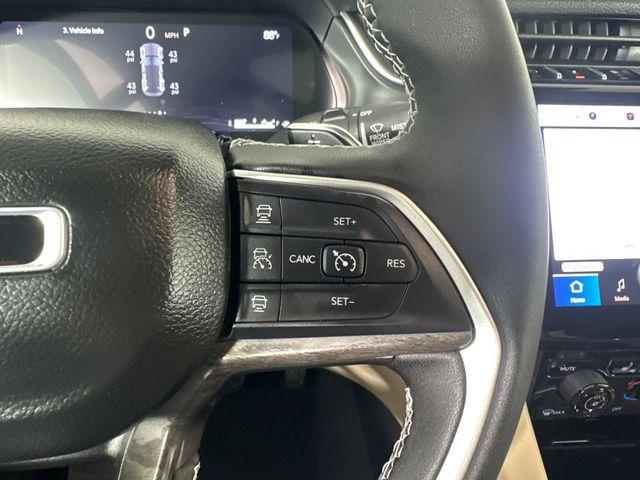 new 2025 Jeep Grand Cherokee car, priced at $47,590