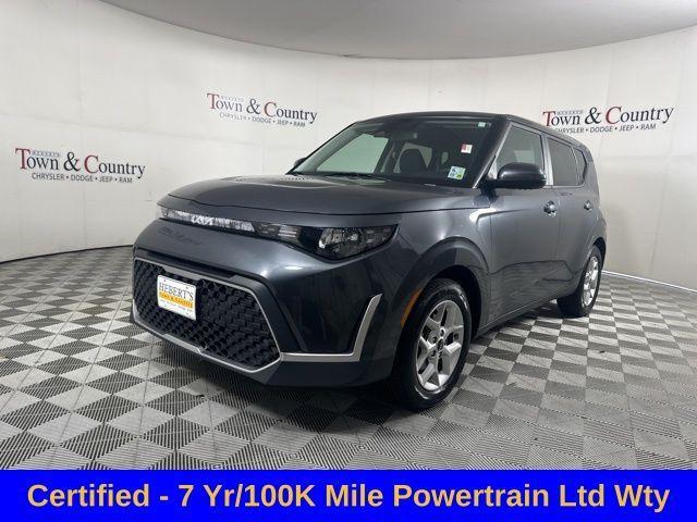 used 2023 Kia Soul car, priced at $17,664