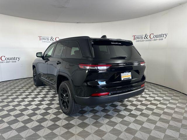new 2025 Jeep Grand Cherokee car, priced at $44,730
