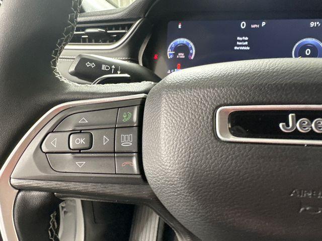 new 2025 Jeep Grand Cherokee car, priced at $44,730