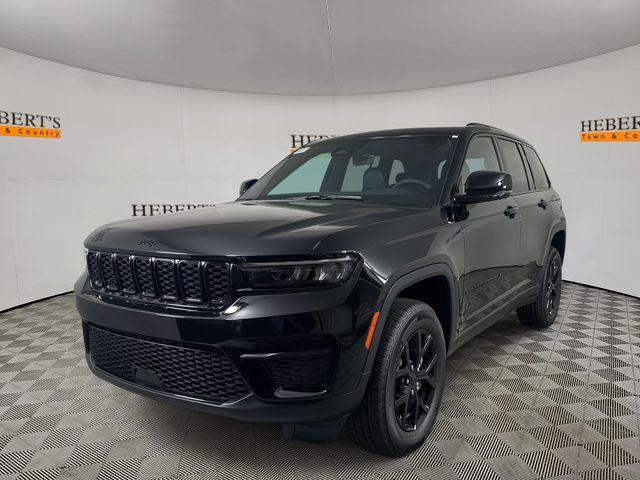 new 2025 Jeep Grand Cherokee car, priced at $44,730