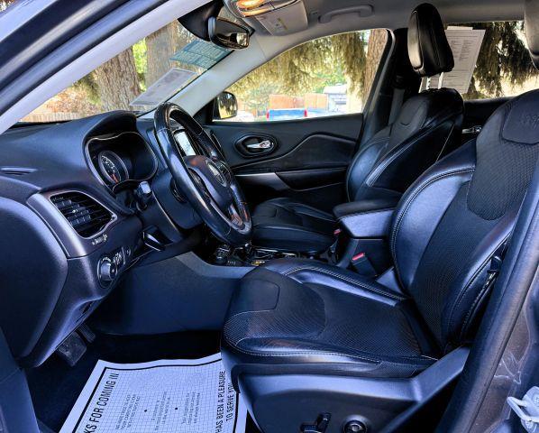 used 2019 Jeep Cherokee car, priced at $17,036