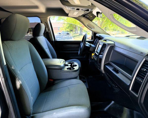 used 2020 Ram 1500 Classic car, priced at $19,971