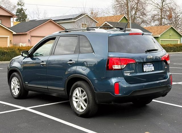 used 2014 Kia Sorento car, priced at $9,999