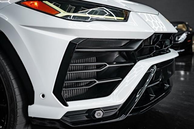 used 2021 Lamborghini Urus car, priced at $186,999