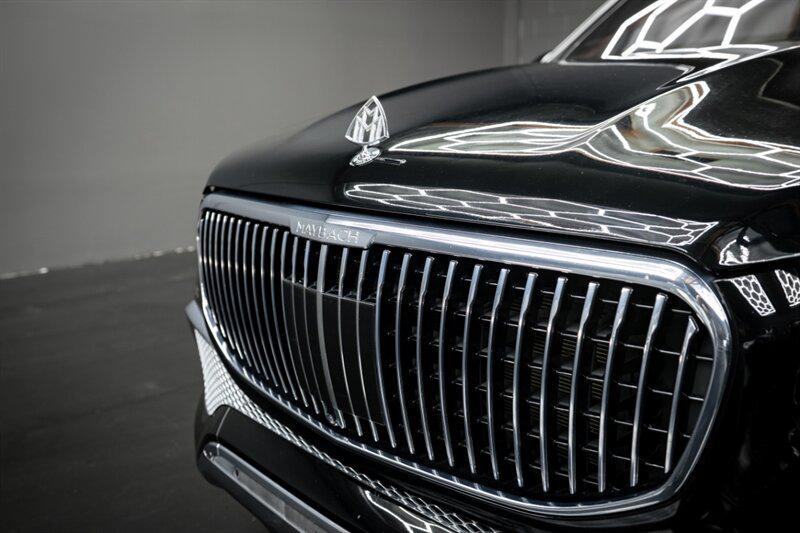 used 2022 Mercedes-Benz Maybach GLS 600 car, priced at $123,899