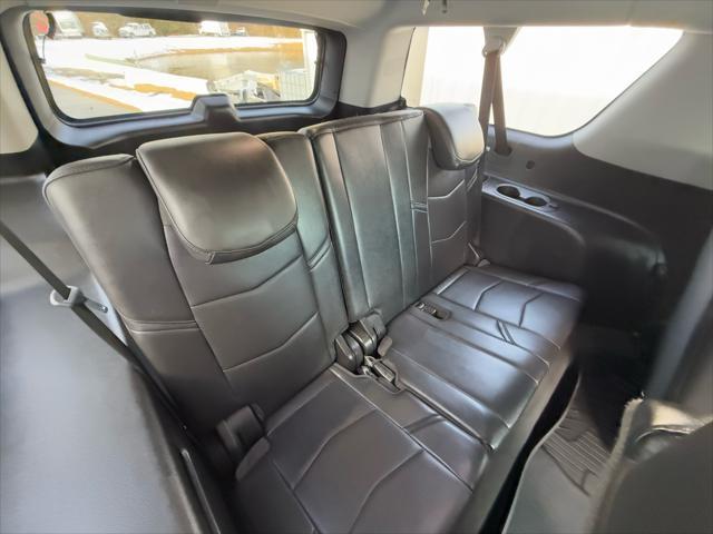 used 2019 Cadillac Escalade ESV car, priced at $27,999