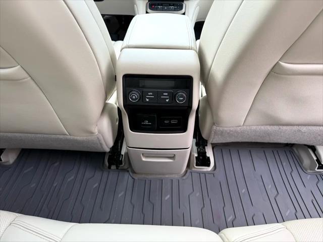 used 2021 GMC Acadia car, priced at $31,999