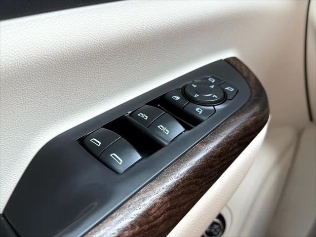used 2021 GMC Acadia car, priced at $31,999