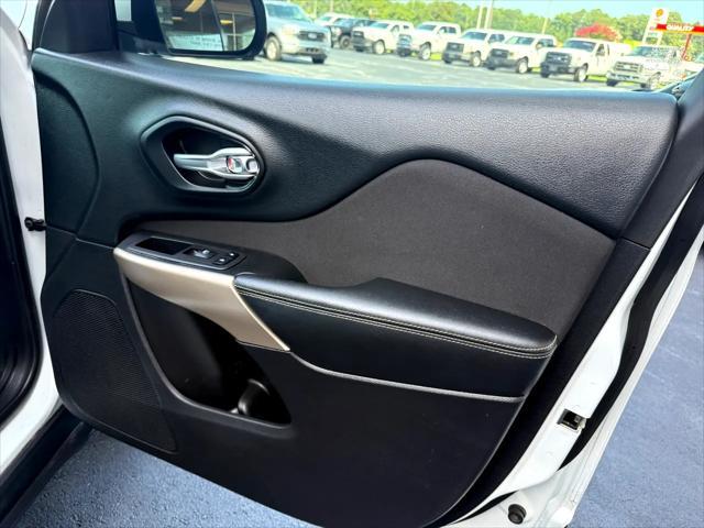used 2018 Jeep Cherokee car, priced at $14,499