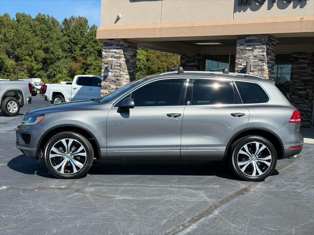 used 2017 Volkswagen Touareg car, priced at $18,900