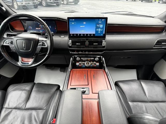 used 2022 Lincoln Navigator car, priced at $59,999