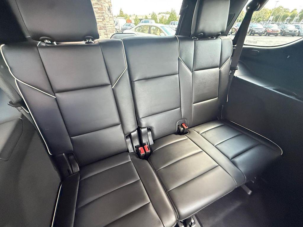 used 2023 Cadillac Escalade car, priced at $78,999