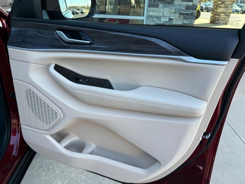 used 2024 Jeep Grand Cherokee L car, priced at $36,999