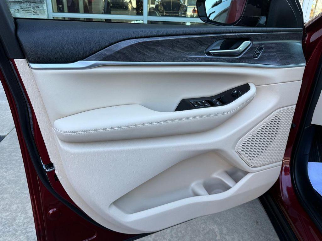 used 2024 Jeep Grand Cherokee L car, priced at $36,999