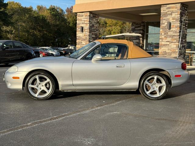 used 2001 Mazda MX-5 Miata car, priced at $8,999