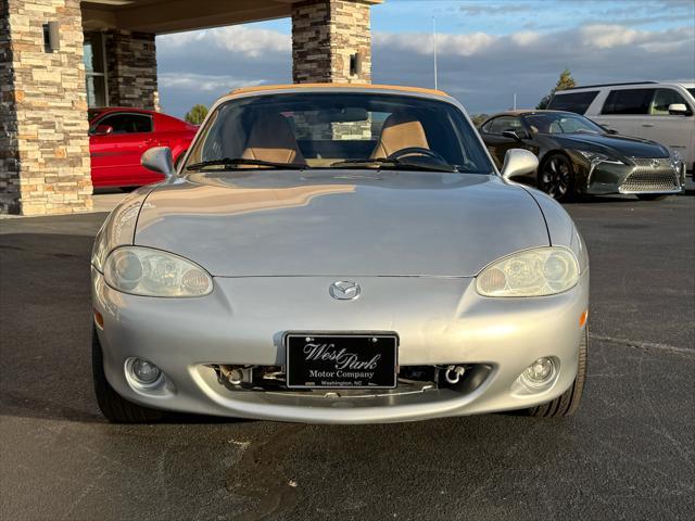 used 2001 Mazda MX-5 Miata car, priced at $8,999