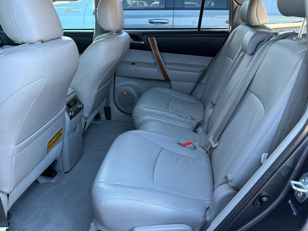 used 2010 Toyota Highlander car, priced at $8,999