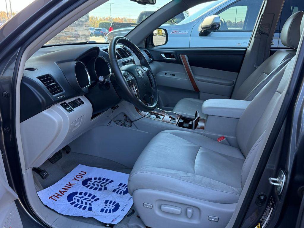 used 2010 Toyota Highlander car, priced at $8,999