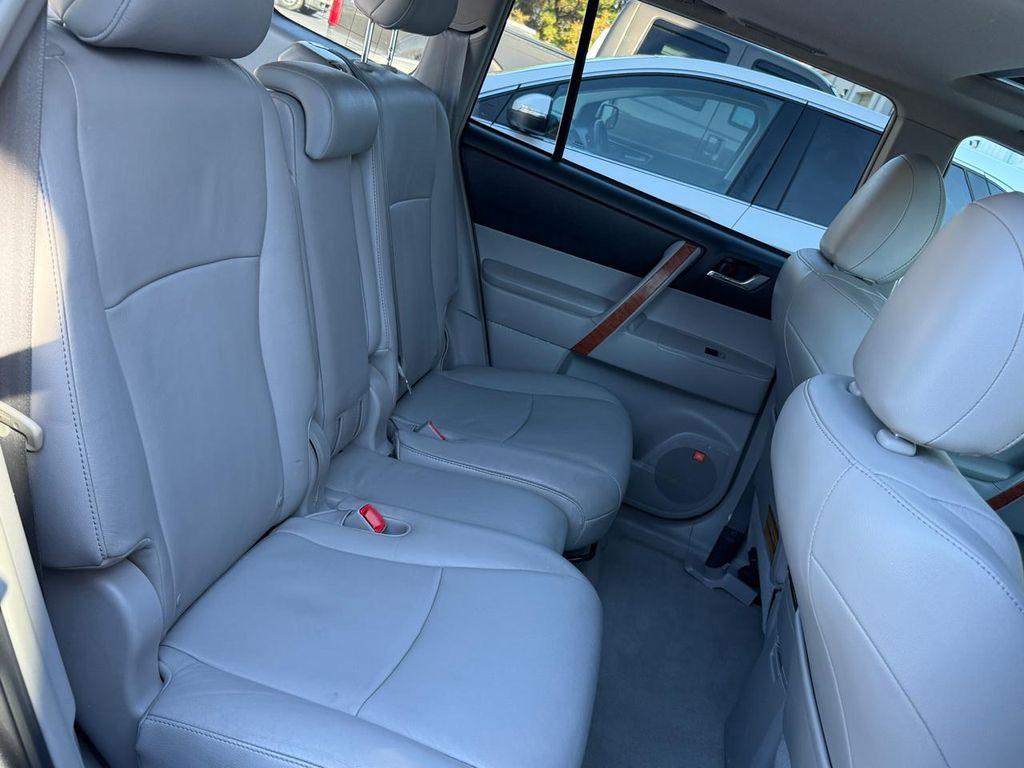 used 2010 Toyota Highlander car, priced at $8,999