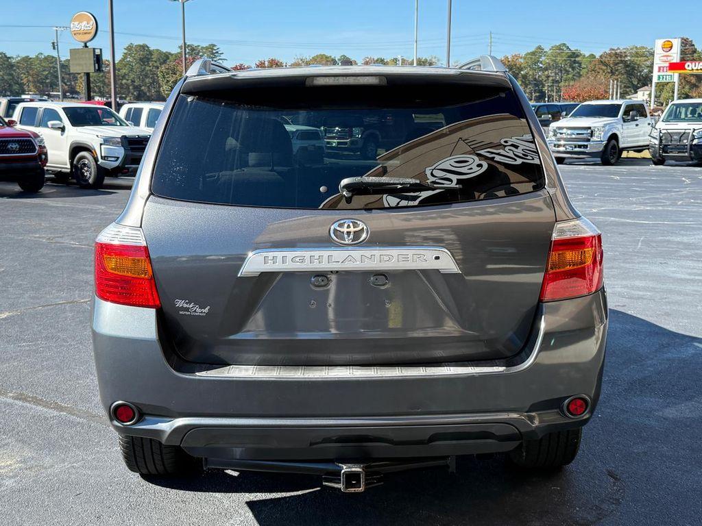 used 2010 Toyota Highlander car, priced at $8,999