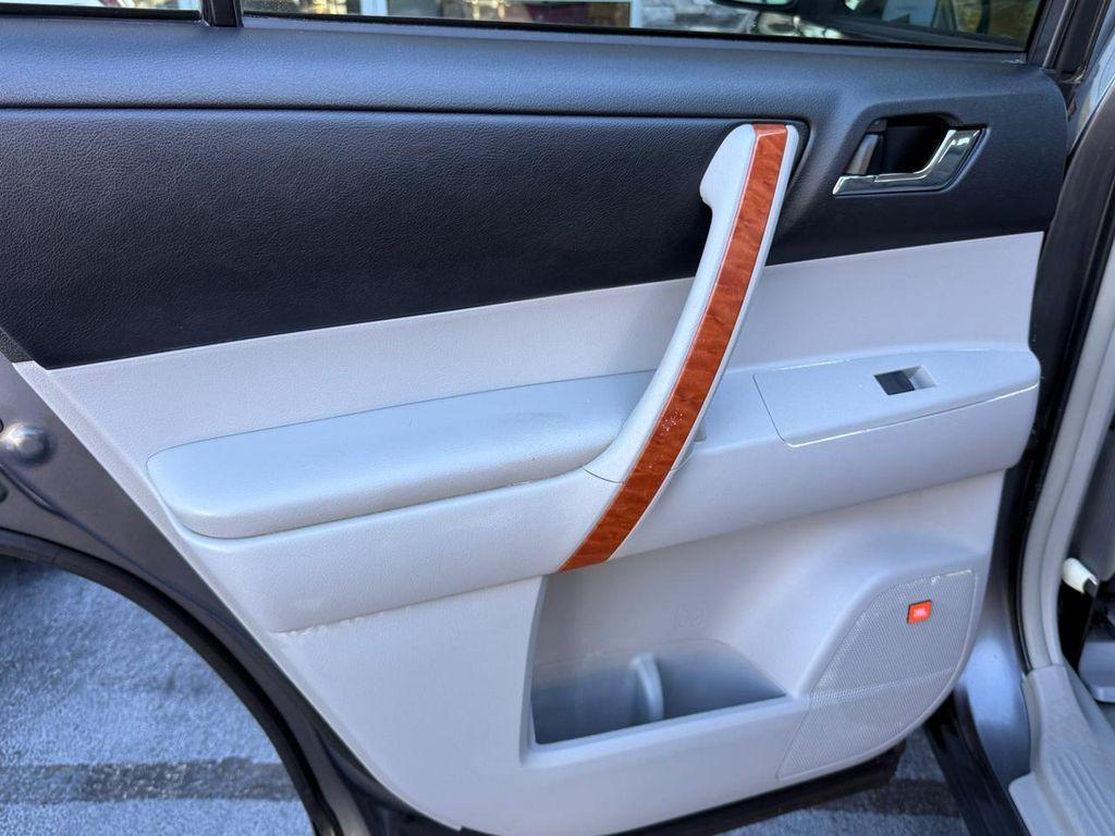 used 2010 Toyota Highlander car, priced at $8,999