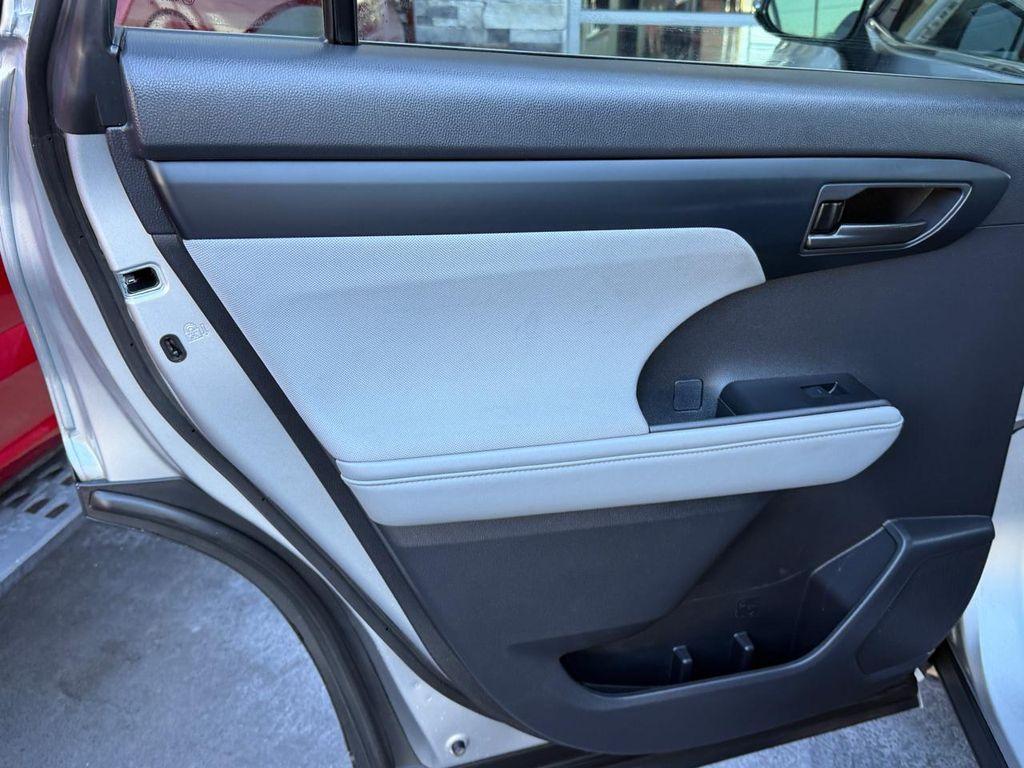 used 2021 Toyota Highlander car, priced at $29,750