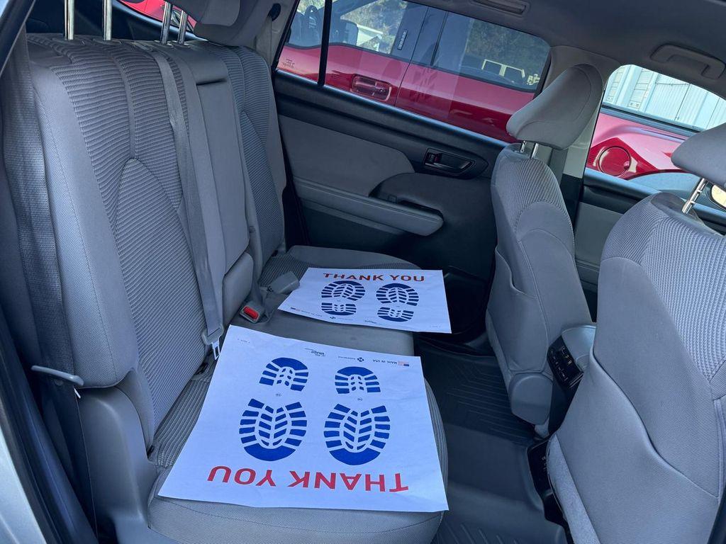 used 2021 Toyota Highlander car, priced at $29,750