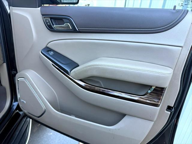 used 2019 GMC Yukon car, priced at $29,999