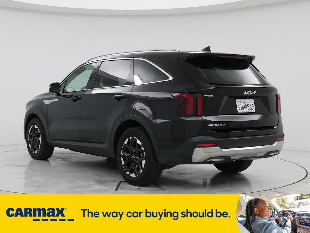 used 2024 Kia Sorento car, priced at $30,998