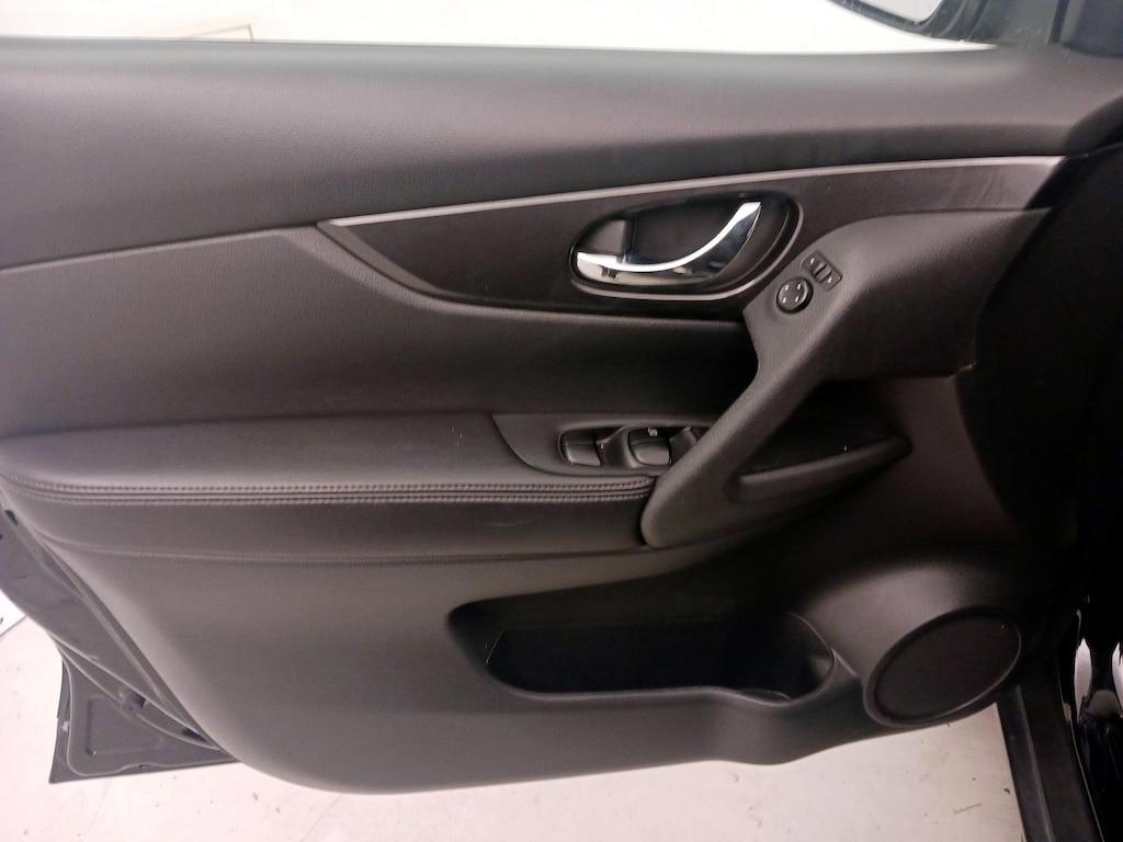 used 2017 Nissan Rogue Hybrid car, priced at $17,998