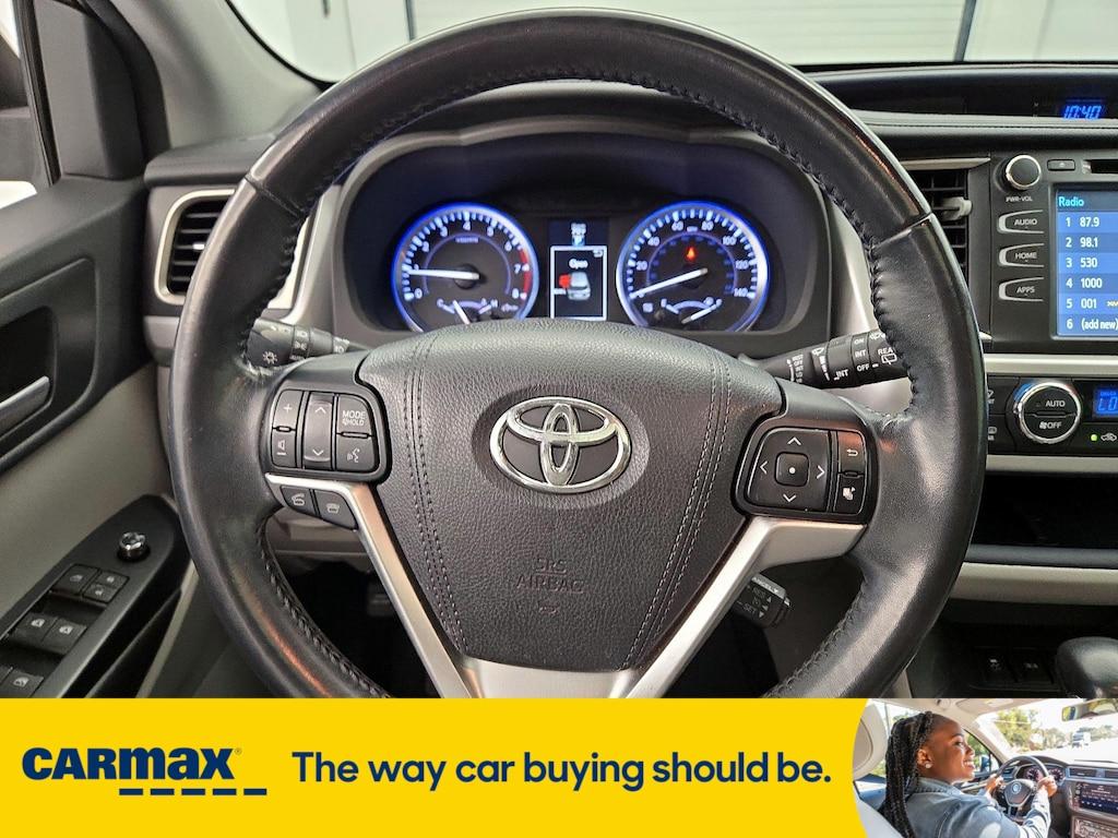used 2016 Toyota Highlander car, priced at $25,998