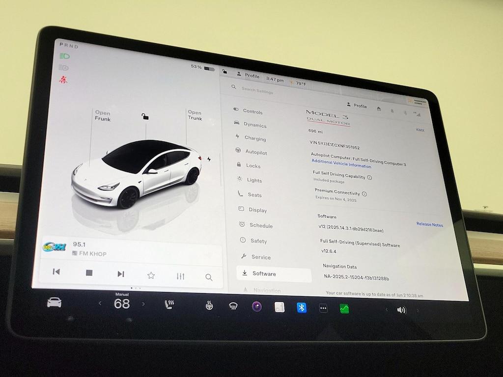 used 2022 Tesla Model 3 car, priced at $34,998